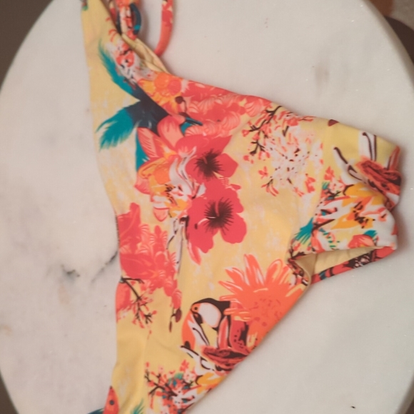 Two Piece Floral Bikini - Picture 5 of 7